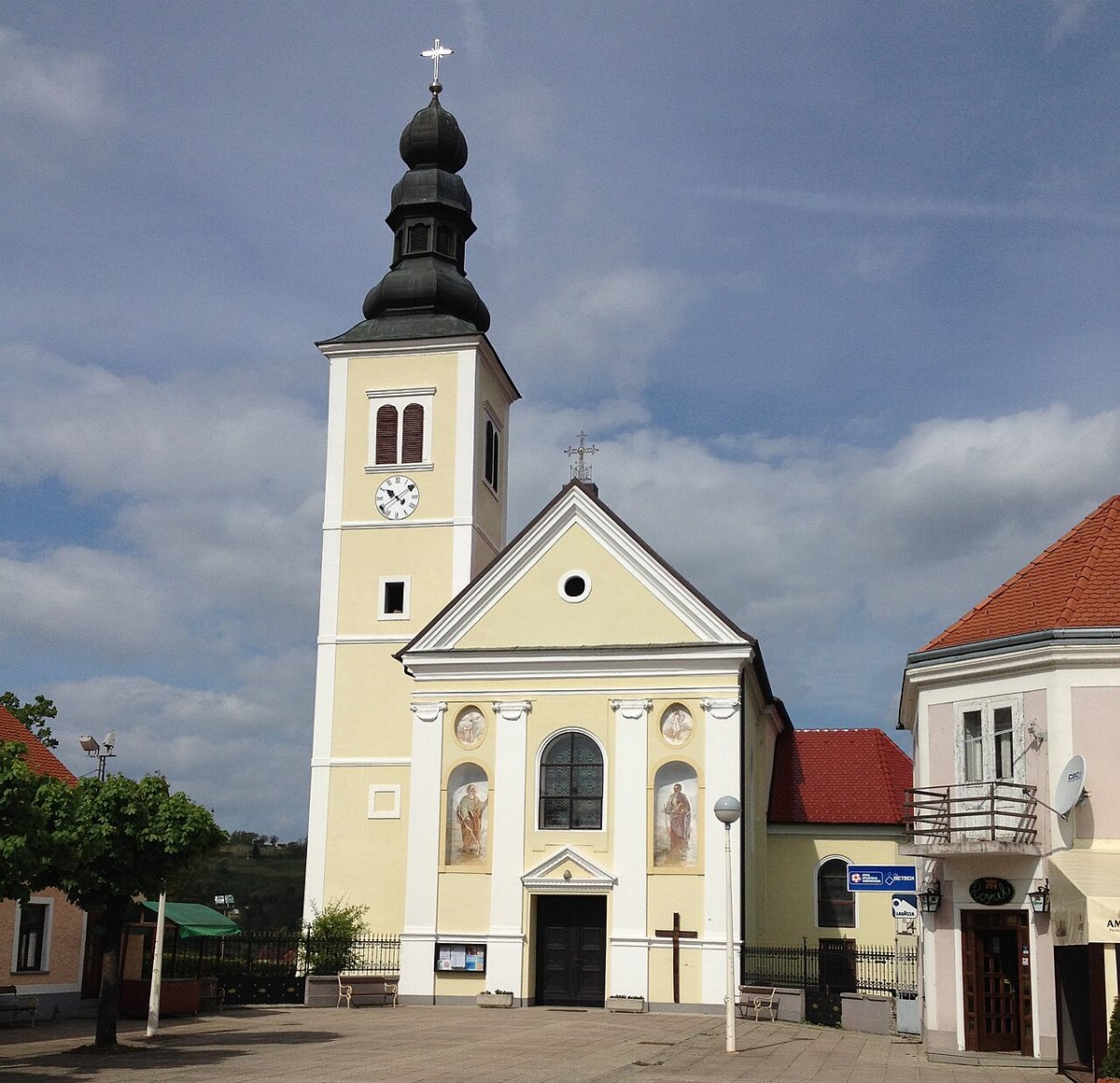 Kostel sv krize sveti kriz zacretje